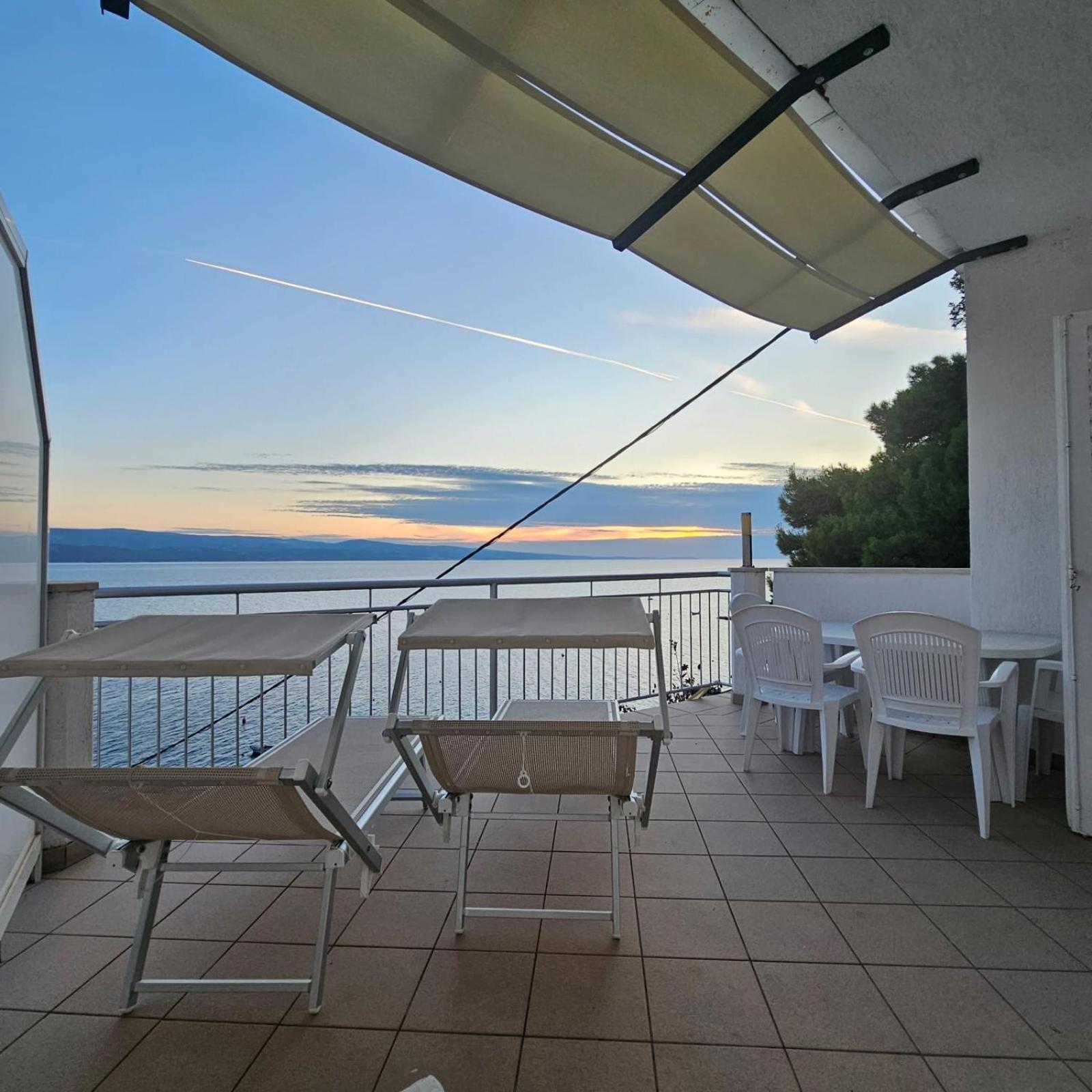 Beach Apartments Mika لوكفا روجوزنيكا المظهر الخارجي الصورة