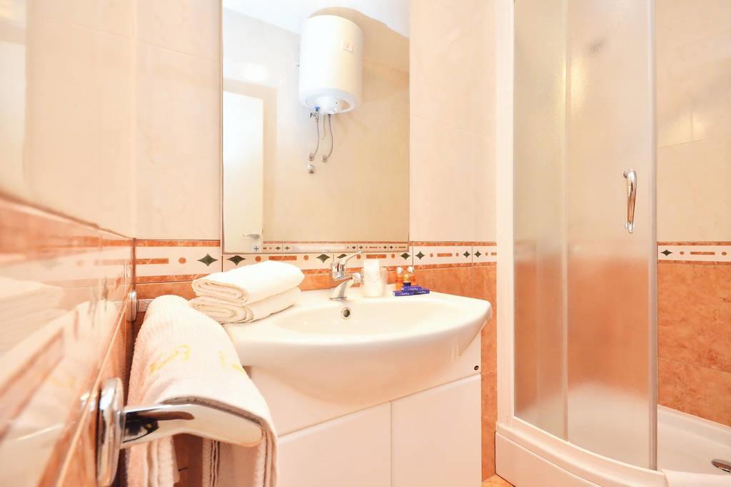 Beach Apartments Mika لوكفا روجوزنيكا المظهر الخارجي الصورة