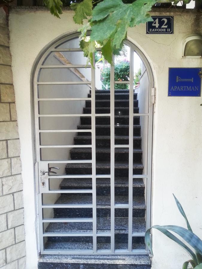 Beach Apartments Mika لوكفا روجوزنيكا المظهر الخارجي الصورة